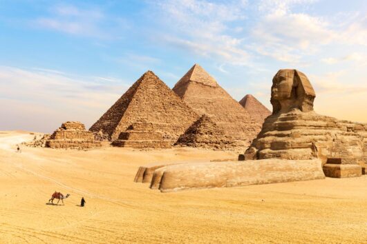 Giza Pyramids, sphinx and Egyptian museum day tour